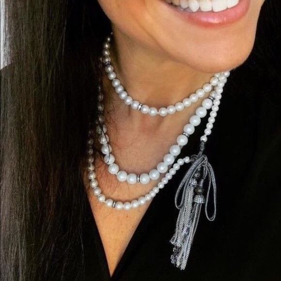 Stella & Dot - Mara Pearl Necklace - Picture 2 of 5